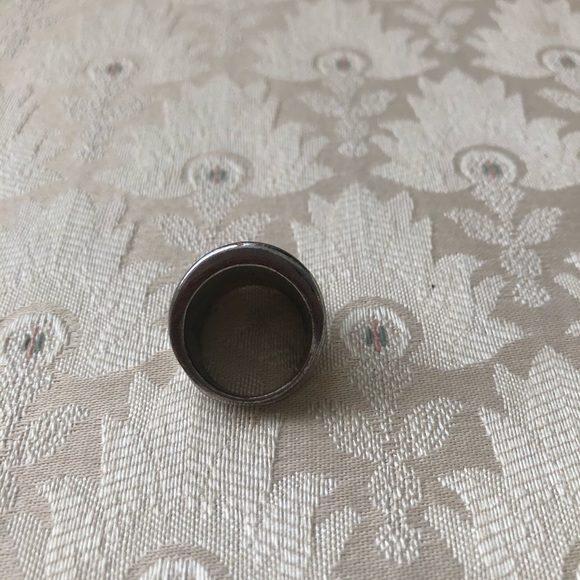 Silver Ring - Picture 4 of 5